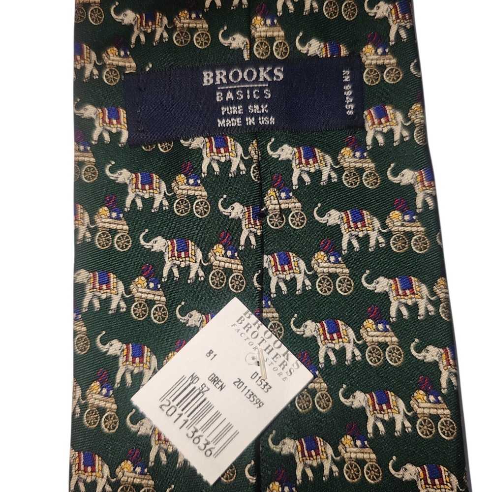 NWT Vintage Brooks Brothers Makers 100%  Silk Howdah Elephant Print Tie‎ USA
